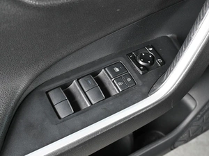 Внедорожник Toyota RAV4 2021 года, 3000000 рублей, Ростов-на-Дону