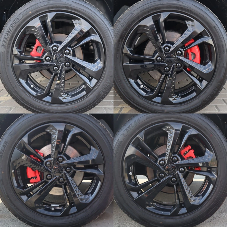Фото
