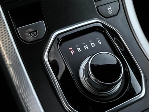 Внедорожник Land Rover Range Rover Evoque 2012 года, 2299000 рублей, Кирилловка