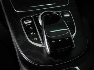 Седан Mercedes-benz E-класс 2020 года, 3790000 рублей, Красный Пахарь