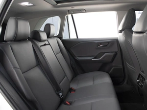 Внедорожник Toyota RAV4 2026 года, 4600000 рублей, Омск