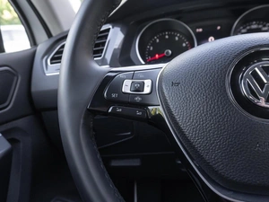 Внедорожник Volkswagen Tiguan 2018 года, 2392000 рублей, Волгоград
