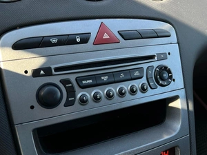 Седан Peugeot 408 2014 года, 760000 рублей, Ижевск