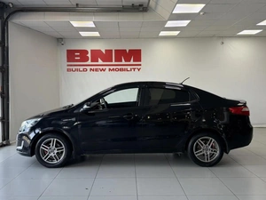 Седан Kia Rio 2014 года, 900000 рублей, Смоленск