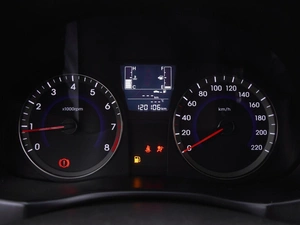 Седан Hyundai Solaris 2014 года, 999000 рублей, Волгоград