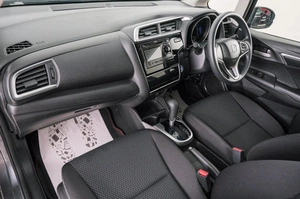 Хетчбэк Honda Fit 2019 года, 1349000 рублей, Красноярск