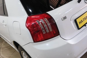 Хетчбэк Toyota Corolla 2003 года, 629000 рублей, Новокузнецк