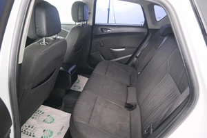 Хетчбэк Opel Astra 2011 года, 699000 рублей, Красноярск