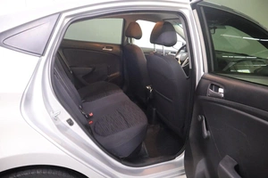 Седан Hyundai Solaris 2015 года, 820000 рублей, Брянск