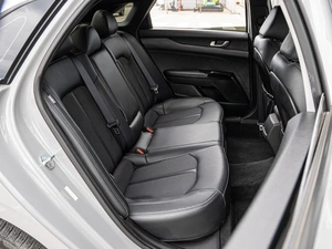 Седан Kia K5 2023 года, 3150000 рублей, Краснодар