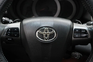 Внедорожник Toyota RAV4 2010 года, 1449000 рублей, Омск