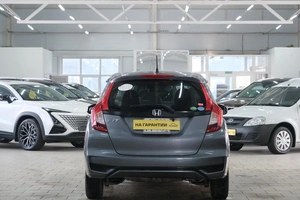 Хетчбэк Honda Fit 2019 года, 1249000 рублей, Омск