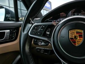 Внедорожник Porsche Cayenne 2018 года, 5499000 рублей, Волгоград