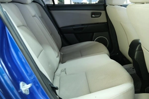 Седан Mazda 3 2008 года, 649000 рублей, Омск
