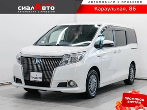 Минивэн Toyota Esquire 2016 года, 1699000 рублей, Красноярск