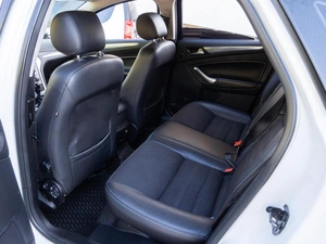 Седан Ford Mondeo 2011 года, 925000 рублей, Волгоград