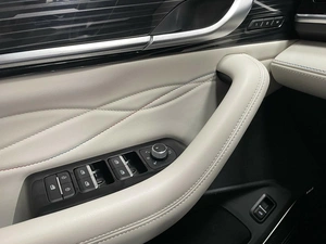 Внедорожник Geely Monjaro 2023 года, 2885000 рублей, Красноярск