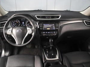 Внедорожник Nissan X-Trail 2015 года, 1540000 рублей, Омск