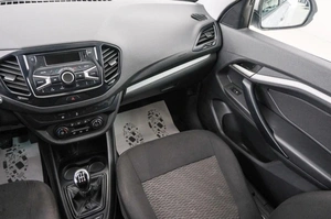 Седан ВАЗ (LADA) Vesta 2019 года, 849000 рублей, Красноярск