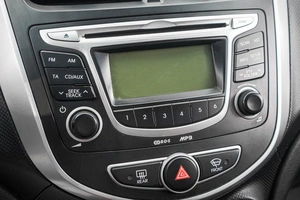 Хетчбэк Hyundai Solaris 2011 года, 799000 рублей, Барнаул