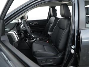 Пикап Mitsubishi L200 2025 года, 5549999 рублей, Москва