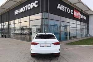 Седан Hyundai Solaris 2020 года, 1527000 рублей, Мирное