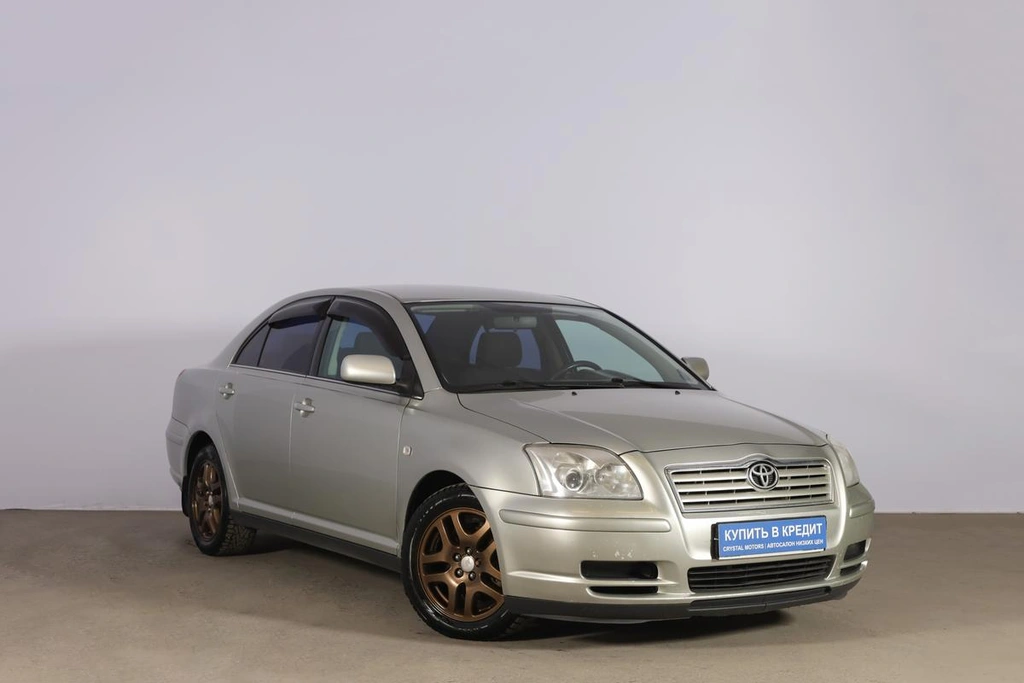 Седан Toyota Avensis 2005 года, 699000 рублей, Новосибирск