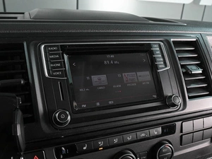 Минивэн Volkswagen Caravelle 2017 года, 4579000 рублей, Аксай