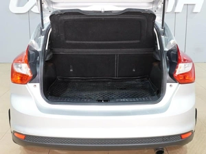 Хетчбэк Ford Focus 2012 года, 889000 рублей, Воронеж
