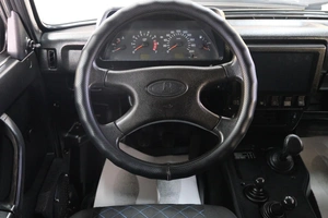 Внедорожник ВАЗ (LADA) 4x4 (Нива) 2013 года, 819000 рублей, Омск