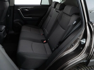 Внедорожник Toyota RAV4 2019 года, 3924444 рублей, Москва