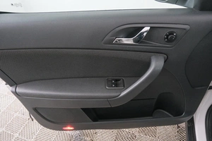 Внедорожник Skoda Yeti 2012 года, 1189000 рублей, Красноярск