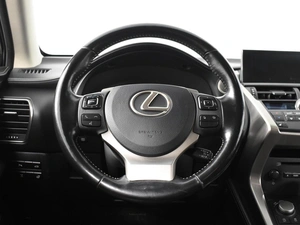 Внедорожник Lexus NX 2016 года, 2393900 рублей, Казань