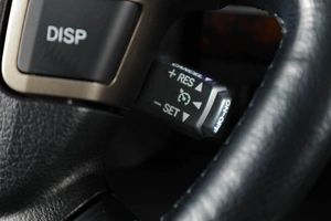 Внедорожник Toyota Land Cruiser 2011 года, 3819000 рублей, Тюмень