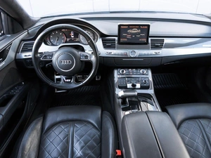 Седан Audi S8 2013 года, 3349000 рублей, Кропоткин