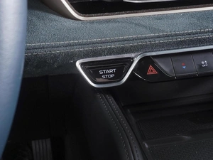 Внедорожник Geely Monjaro 2023 года, 2950000 рублей, Ростов-на-Дону