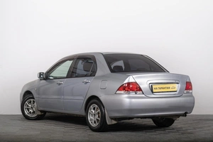 Седан Mitsubishi Lancer 2004 года, 259000 рублей, Томск