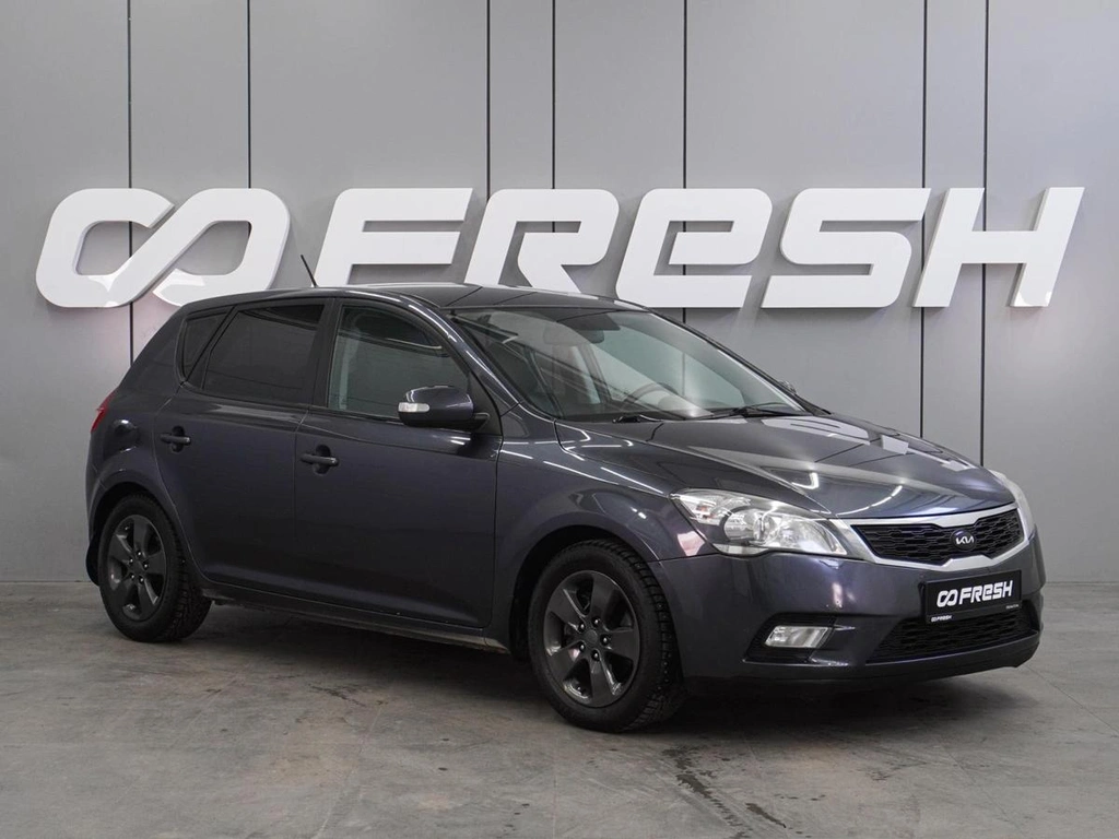 Хетчбэк Kia Ceed 2010 года, 699000 рублей, Воронеж