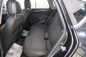 Хетчбэк Opel Astra 2014 года, 749000 рублей, Красноярск