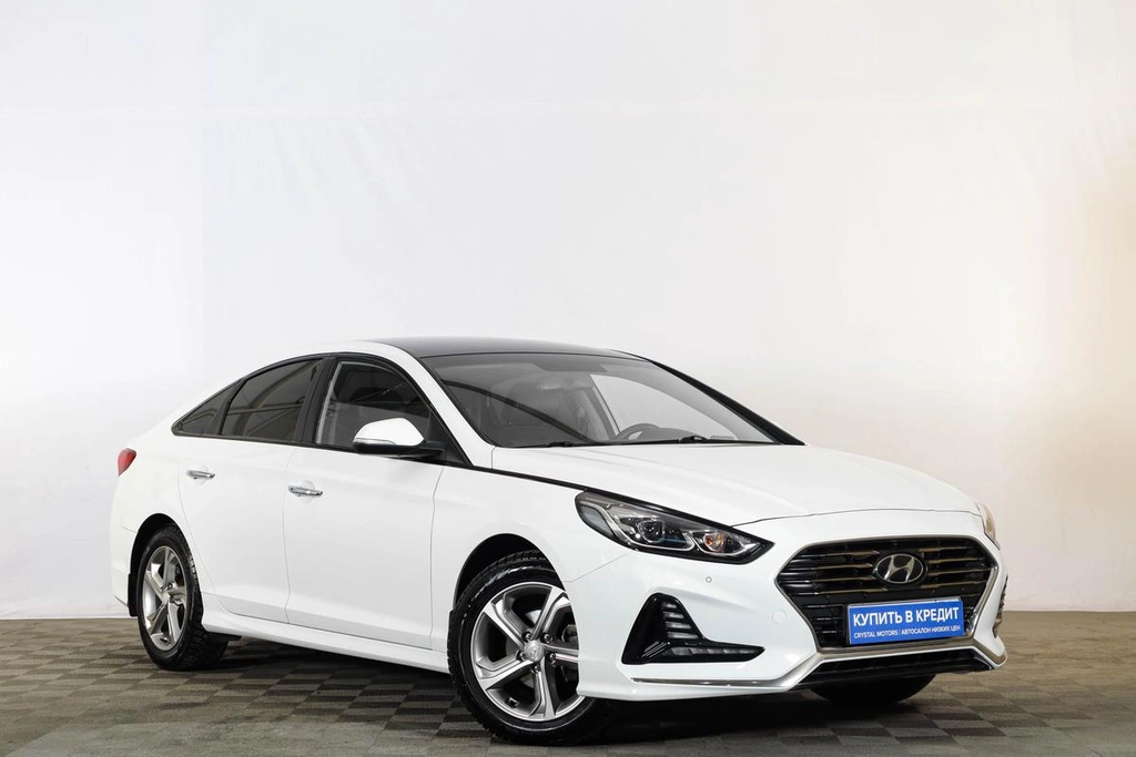 Седан Hyundai Sonata 2019 года, 2319000 рублей, Тюмень