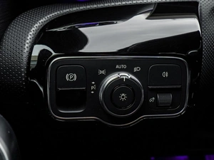 Хетчбэк Mercedes-benz A-класс 2019 года, 2398000 рублей, Краснодар