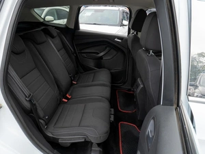 Внедорожник Ford Kuga 2013 года, 1059000 рублей, Саратов