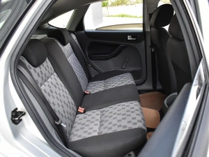 Хетчбэк Ford Focus 2009 года, 695000 рублей, Краснодар