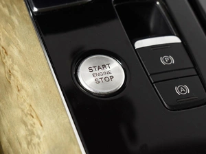 Седан Audi A8 2011 года, 1569900 рублей, Казань