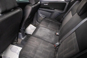 Седан Suzuki SX4 2010 года, 839000 рублей, Сургут