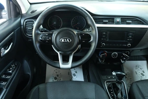 Хетчбэк Kia Rio X 2021 года, 1449000 рублей, Омск