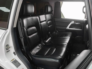 Внедорожник Toyota Land Cruiser 2013 года, 3675000 рублей, Тюмень