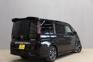 Минивэн Honda Stepwgn Spada 2015 года, 1659000 рублей, Новосибирск