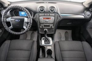 Седан Ford Mondeo 2010 года, 889000 рублей, Красноярск