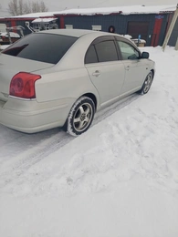Седан Toyota Avensis 2004 года, 890000 рублей, Красноярск